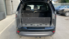 Land Rover Discovery 3.0 D300 Dynamic SE 5dr Auto Diesel Station Wagon